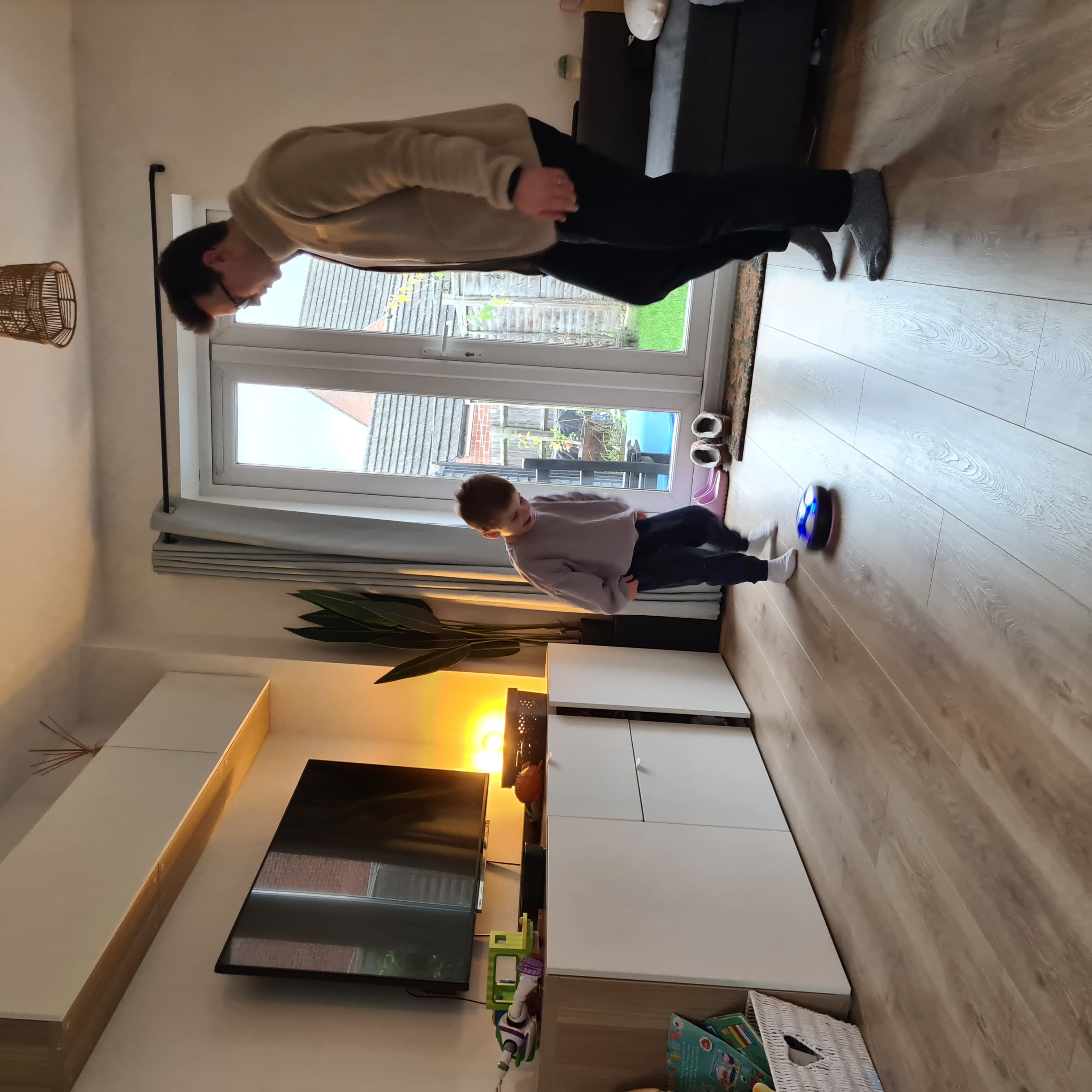 Hover-Fotboll med LED - Håll barnen aktiva och underhållna hemma