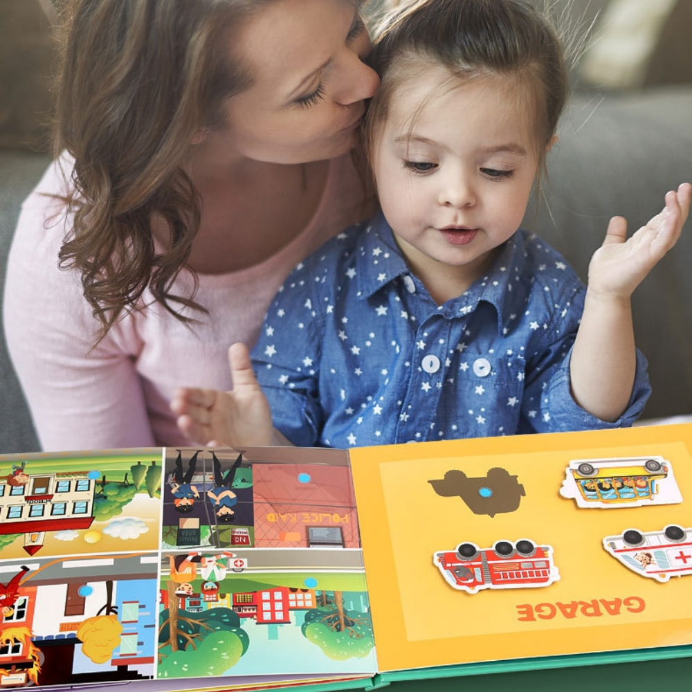 Quiet Book™ - Den tysta boken | Utveckla ditt barns finmotorik