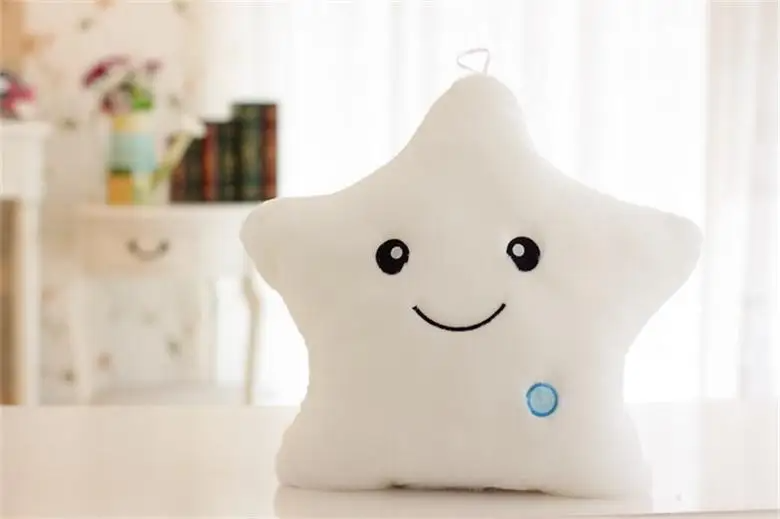 Glow Star Pillow – Stjärnglädje i sängen - självlysande gosedjurskudde