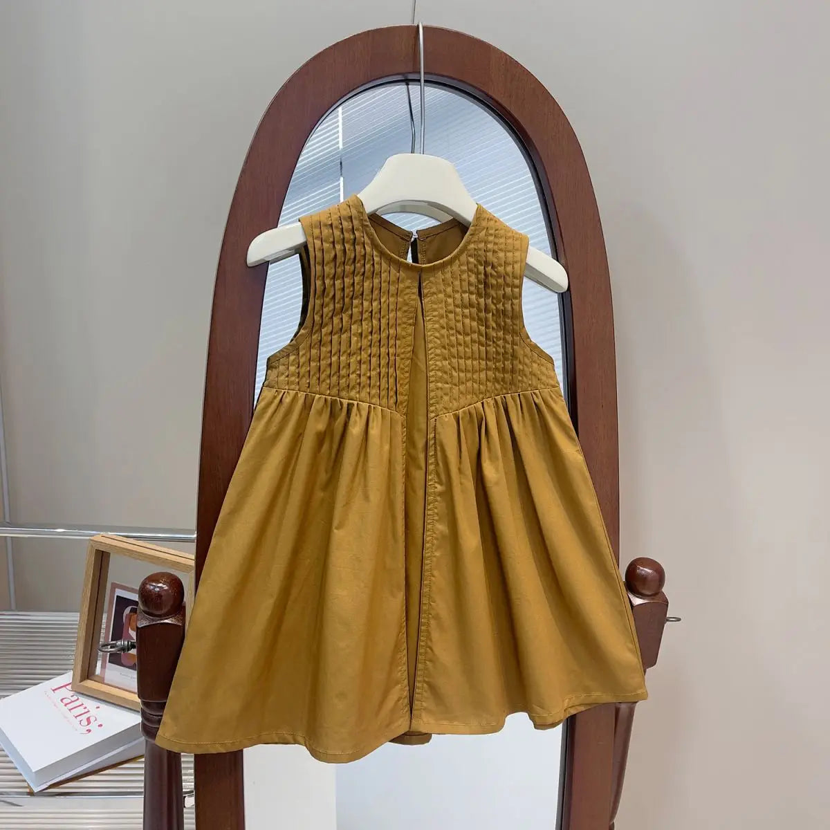 Mini Mode - Snygg och elegant - Klänning för flickor