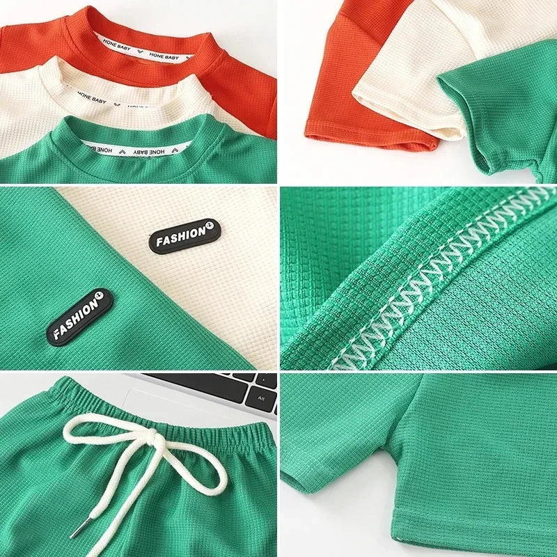 Mini Mode - Mjukt och bekvämt - Set med t-shirt och shorts