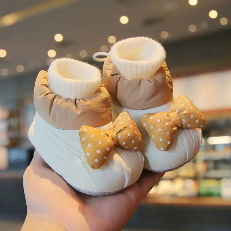 Mini Mode - Trendiga halkfria skor - Babyskor