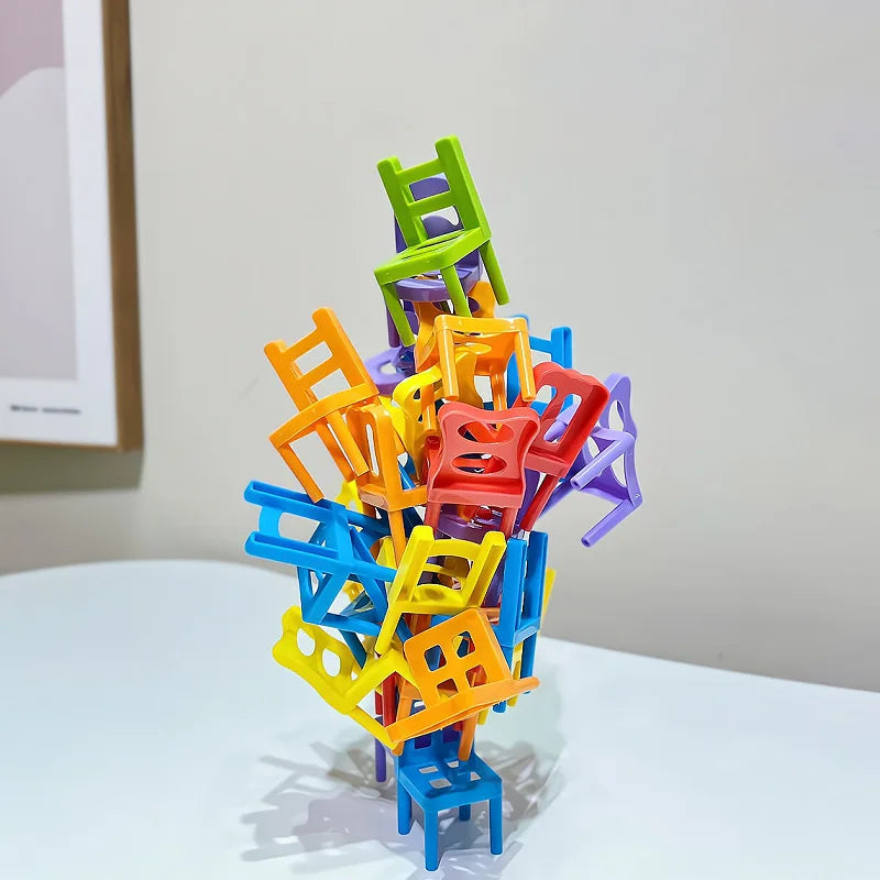Chair Stack - Interaktiv och stimulerar kreativiteten - Stapla stolar-spel