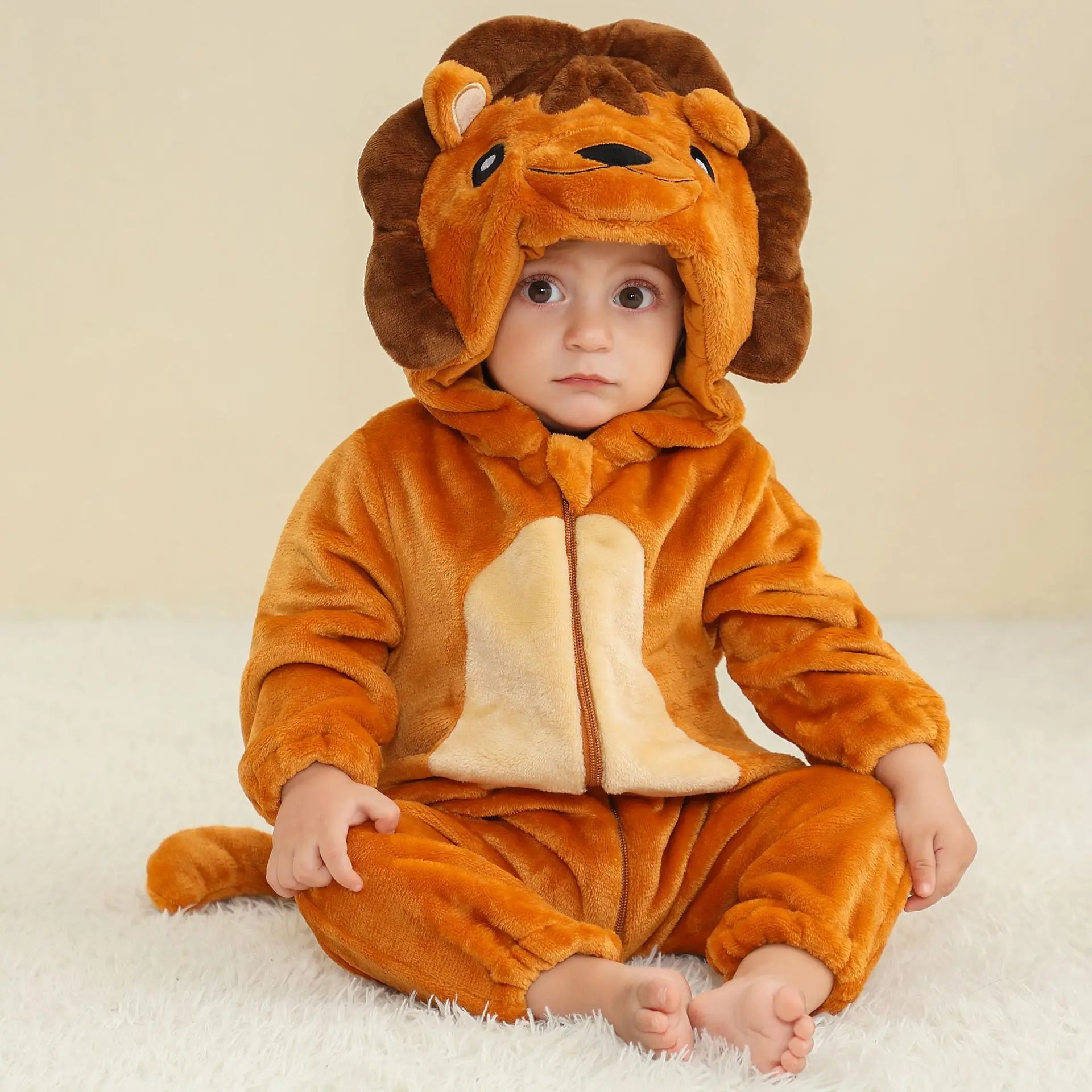 Mini Fashion™ – Djurens drömland – Onesie med djurmotiv för barn
