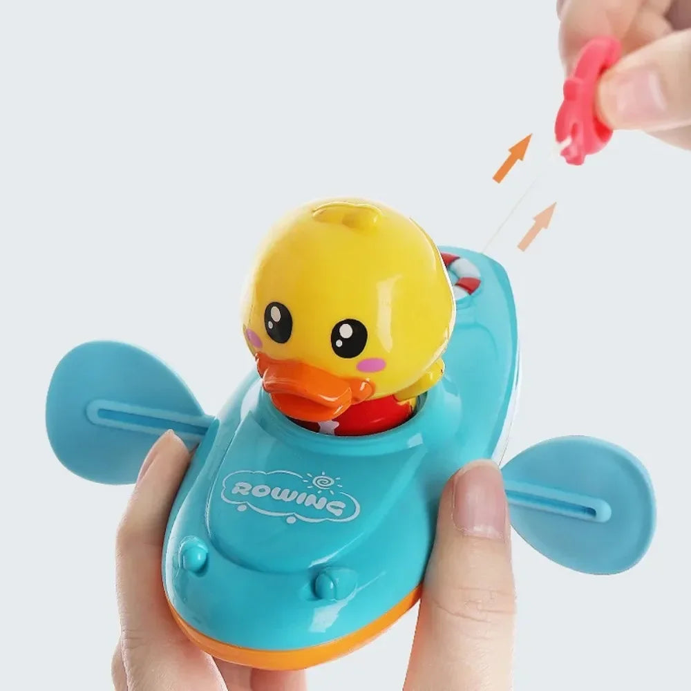 Liten Anka Swim – Plaskande badkompis - Roddande gummianka
