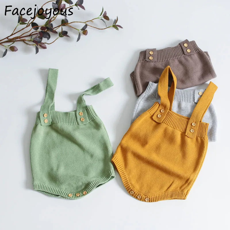 Mini Mode - Söt stickad babybodySöt stickad babybody